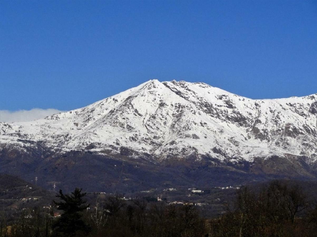 Bed and Breakfast Il Laghetto à Torre Canavese Extérieur photo